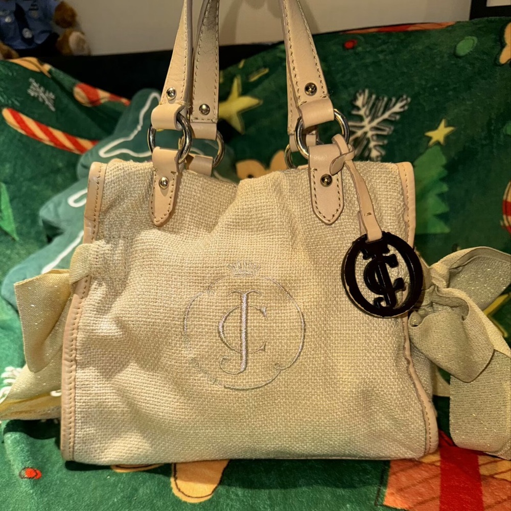Juicy couture Cream Canvas Shoulder Bag with Leather Trim